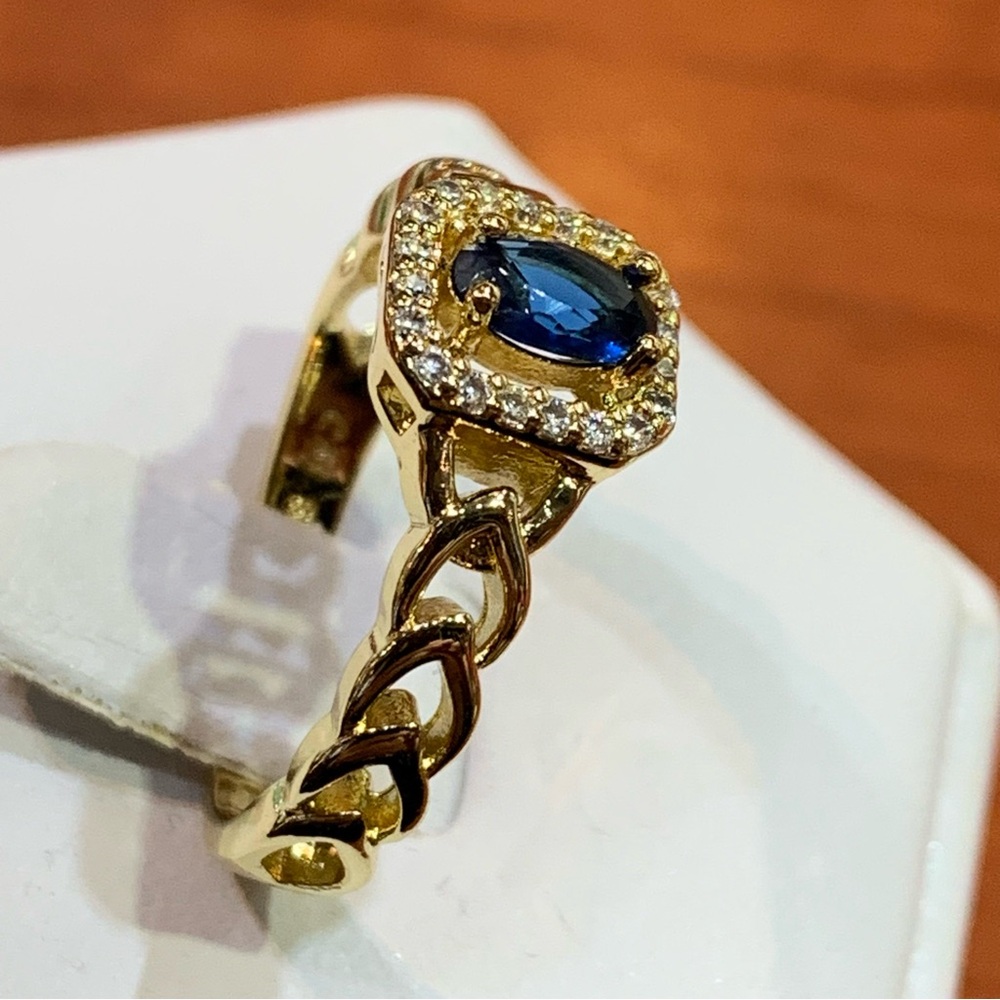 18k yellow gold-plated on base metal size 8. - Picture 2 of 7